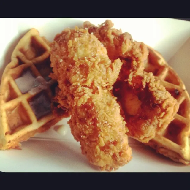 #chicken and #waffles|sooprcoolchicaさん