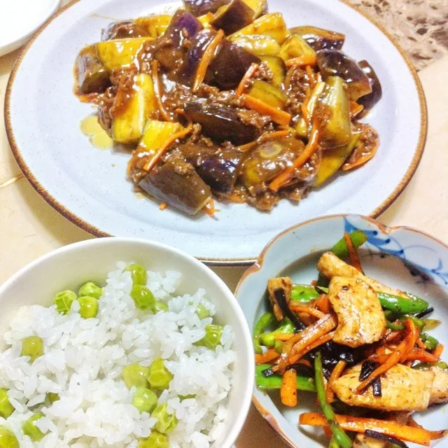 塩麹付け鶏胸肉の塩昆布炒め、麻婆茄子、豆ごはん|wakanowさん