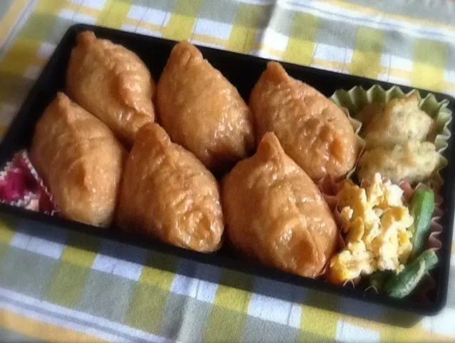 Snapdishの料理写真:今日のちぅがぅせいのお弁当|ヴェローナのパン屋さんさん