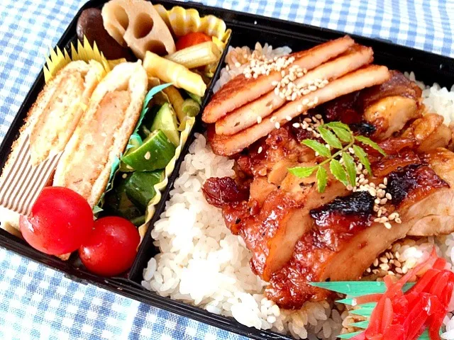 Snapdishの料理写真:高３食べ盛り息子弁当☆|けいちゃん（ももザィル）さん