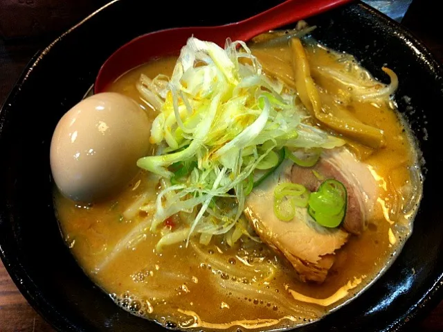 味噌ラーメン＋煮卵|あうみさん