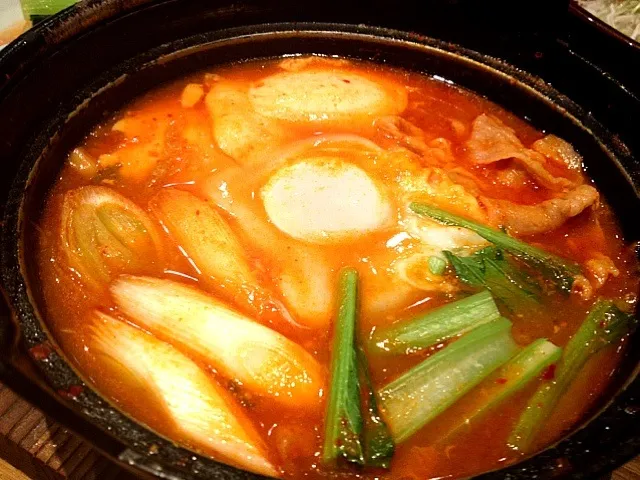 pork tofu n veg kimchi soup|chayapimさん