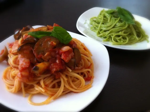 なすとベーコンのトマトパスタ&ジェノベーゼパスタ|リフルシャッフルさん