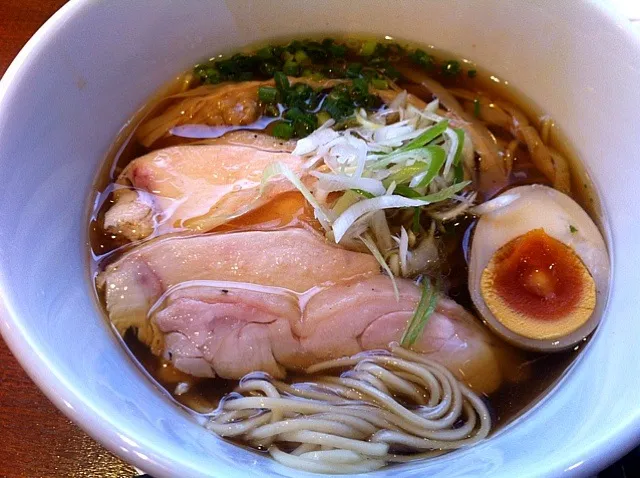 Snapdishの料理写真:鶏とサンマのしょうゆラーメン|ひろすぃーさん