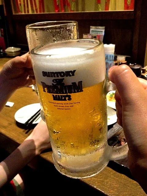 ビール！お友達とさしのみちゅう！|のぶコさん