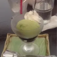 抹茶アイスとコーヒーゼリー|えぐかぁにゃさん