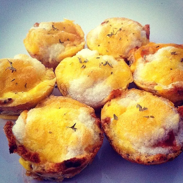 Gluten free bread tart filled with mexican beans and egg|laurenさん