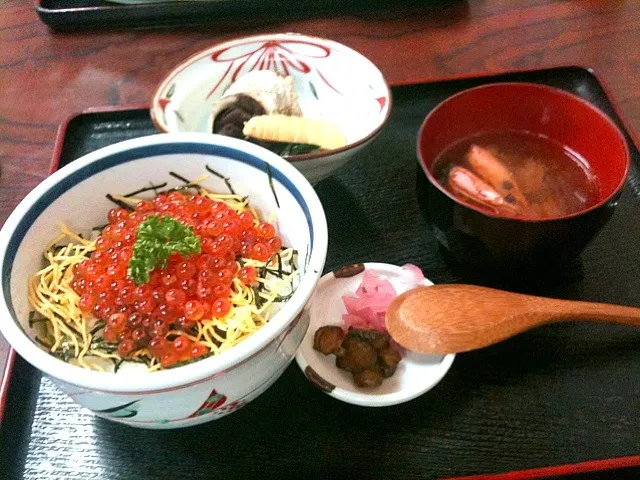 いくら丼|ciaoさん