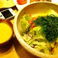 Snapdishの料理写真:wakame salad|dasha puteriさん