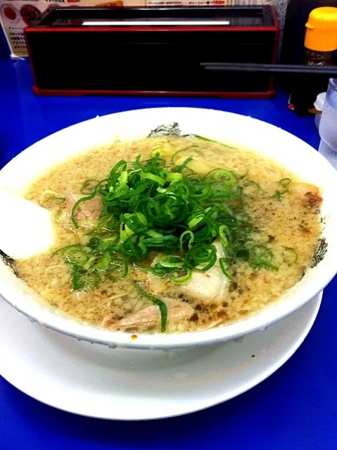 来来亭のラーメン 麺堅め|中井三季さん