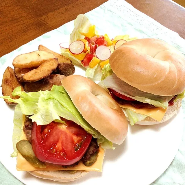 トマトチーズバーガーセット|🍎ゆかりんご🍎さん