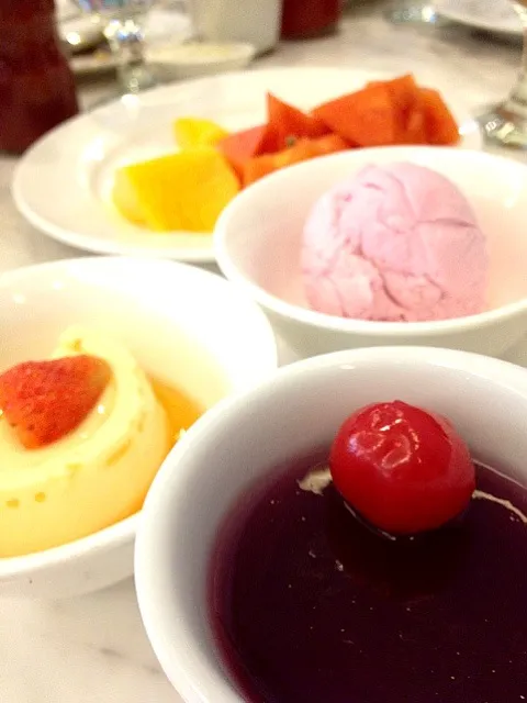 Assorted Dessert|Princess Staceyさん