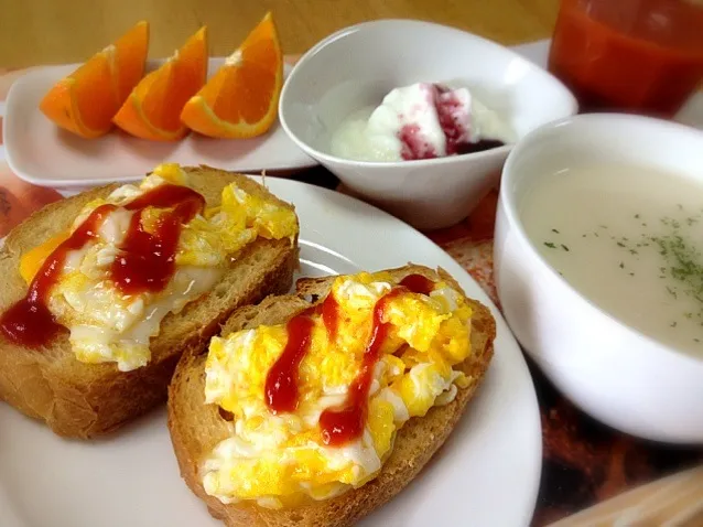 朝ご飯？？昼ご飯かな(^_^;)|keikoさん