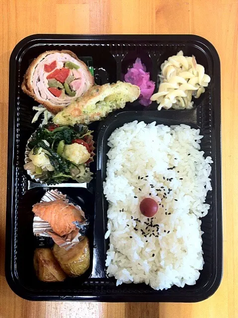 日替わり幕の内弁当|たんぽぽ娘さんさん