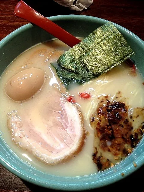 むさし坊ラーメン（煮卵入り）|はちのすけさん