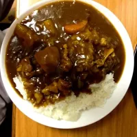 カレー|新人おこめさん