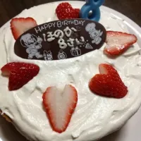 Snapdishの料理写真:誕生日ケーキ|kanae takeuchiさん