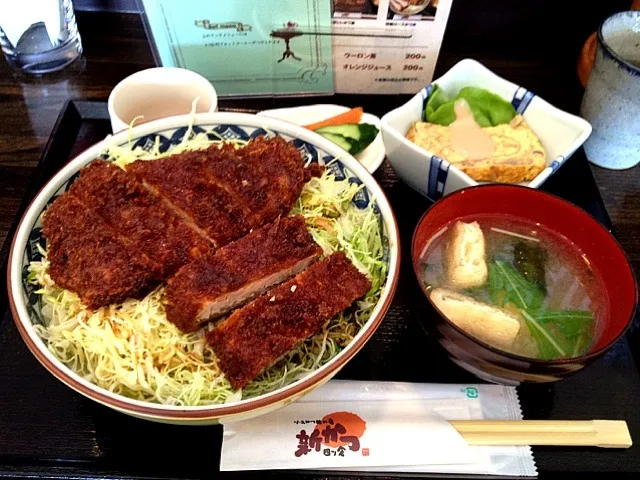 特製ロースかつ丼|阿部慎治さん