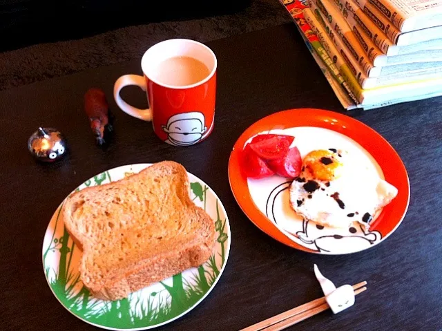 ホームベーカリーで焼きたての黒糖食ぱんであさごはん(*￣ω￣)目覚める！|てつこさん