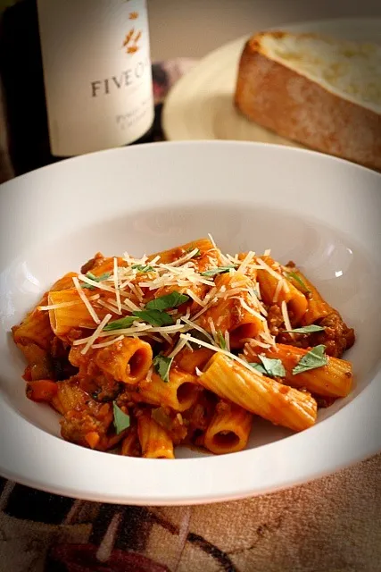 Rigatoni Bolognese|Ken Buckさん