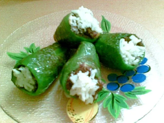 Stuffed Bell peppers topped with Feta Cheese|caren memanさん