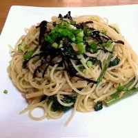 Snapdishの料理写真:シーチキンとほうれん草のパスタ|岡島さん