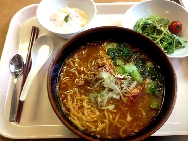 担々麺給食|さちえさん