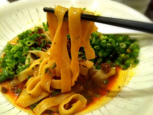 汁なし担々麺。（担々麺ってもともと汁は無いんじゃないかな？）|大石さん