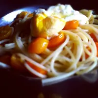 Roasted cherry tomatoes and poached egg spaghetti|Pearlyn Sohさん