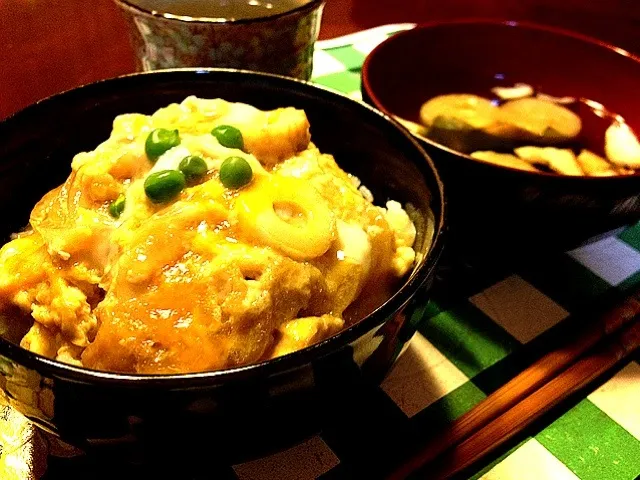 ふんわり半熟親子丼、国産椎茸のお吸物|ゆ♡き♡えさん