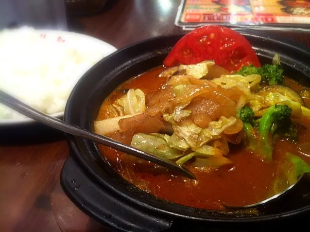 Snapdishの料理写真:1日分の野菜カレー。これで健康的！|hirotomoさん