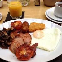 Full English Breakfast|James Stewartさん