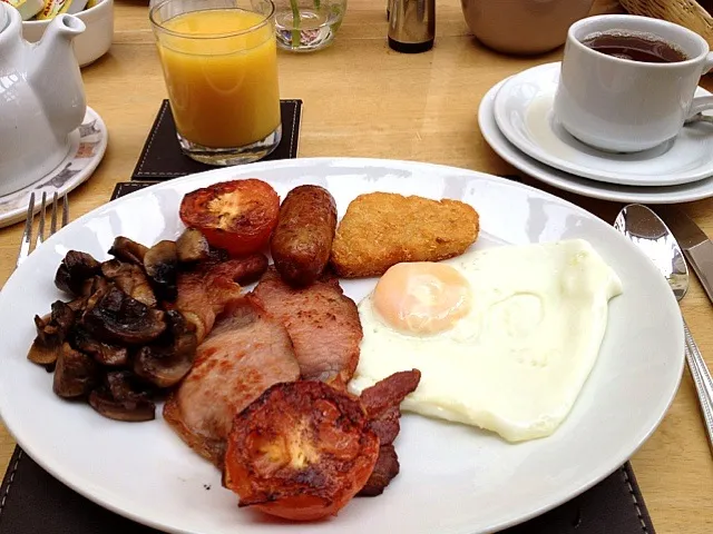 Full English Breakfast|James Stewartさん