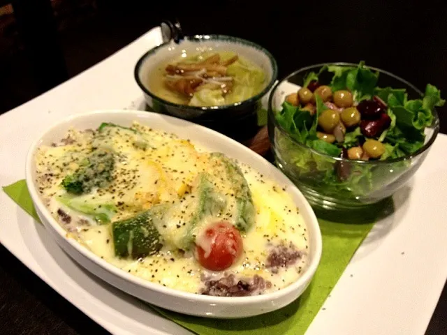 カフェ飯、お野菜のドリア、キャベツと大なめこのスープ、お豆のマリネサラダ|rikoさん