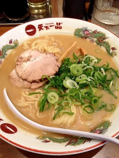 ラーメン大盛り（こってり）|はちのすけさん