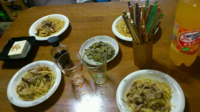 和風豚肉ときのこパスタ＊冷奴＊なすの味噌炒め|さかいかおりさん