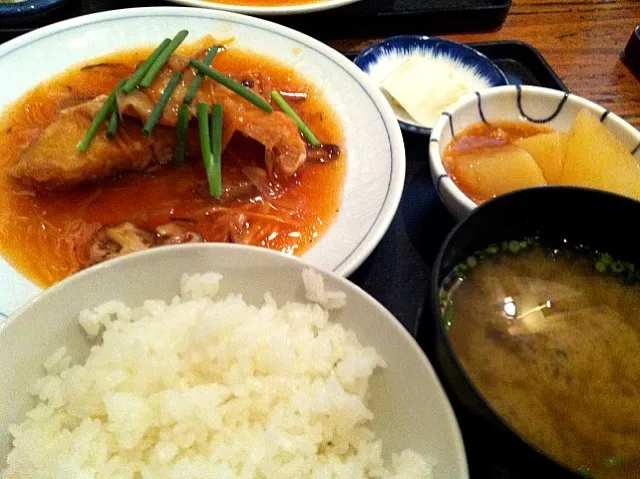 スズキの餡かけ定食|tomozouさん