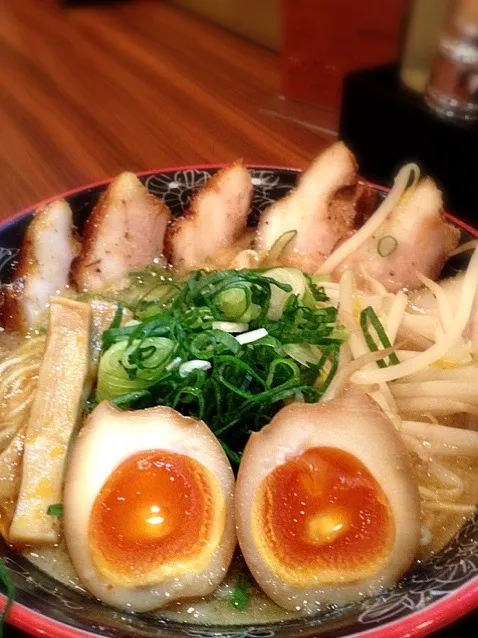 Snapdishの料理写真:中華そば  もず麺|みーさん