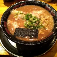 Snapdishの料理写真:とんこつラーメン|ビリケンさん