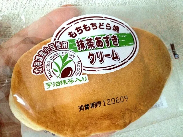 ますや食品 もちもちどら焼 抹茶あずきクリーム|ぬぬ。さん