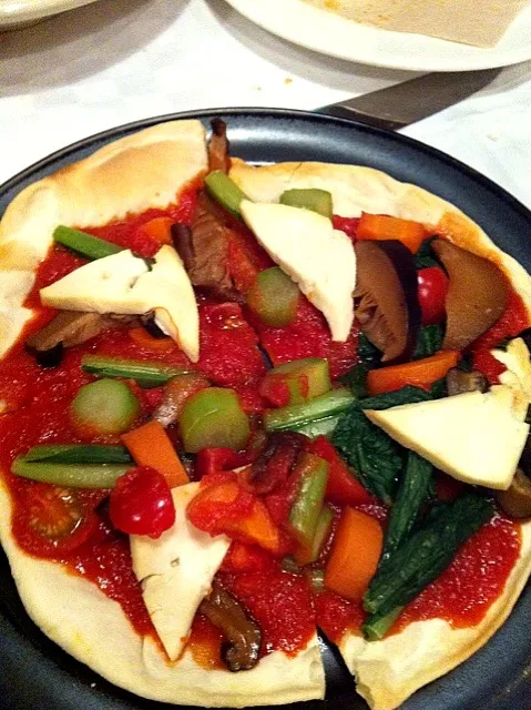 Veggi Pizza with Soy Cheese|Megumi Rubensteinさん