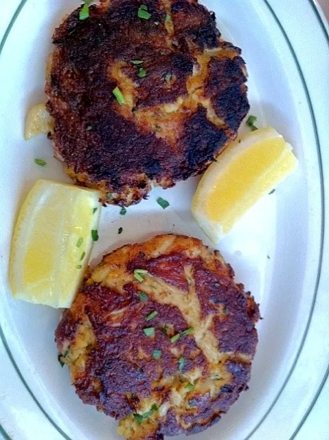 the best crab cakes ever|michael nassarさん