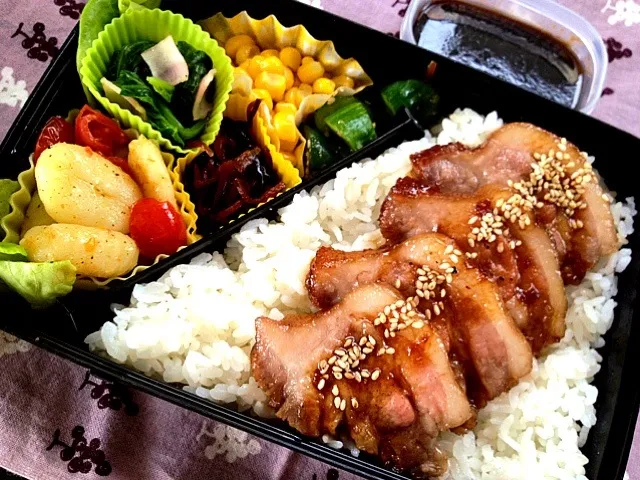 Snapdishの料理写真:高３食べ盛り息子弁当☆|けいちゃん（ももザィル）さん