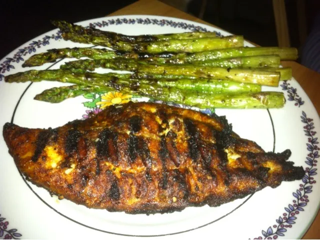 Cajun Catfish with Grilled Asparagus|jimさん