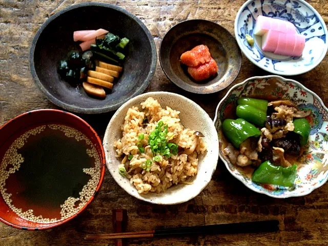 お昼ごはん アサリとしめじの炊き込みご飯|marimariさん