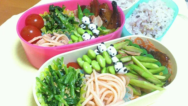 6/8  お弁当   焼豚、冷凍たらこスパ、ほうれん草のピーナッツ合え、アスパラとベーコン炒め、冷凍枝豆、プチトマト|anyaさん