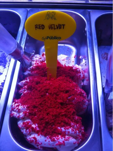 Snapdishの料理写真:Red Velvet Gelato|Marielle Chingさん