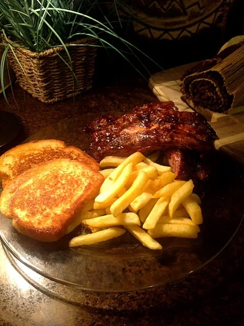 Manderine BBQ Beef Ribs French Fries and Toast|Taste-New Americanさん