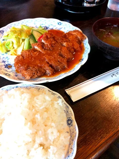 Snapdishの料理写真:ポークカツ定食|ten.gさん