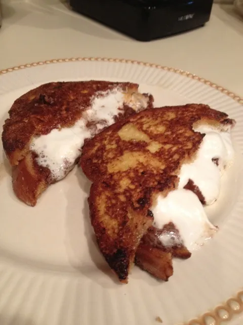 nutella marshmellow french toast|Melissa McLellanさん